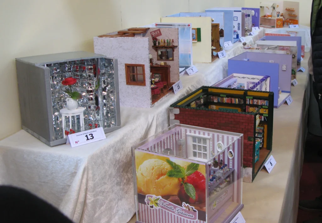 Forlì Concorso Nazionale Ambienti in Miniatura 2014